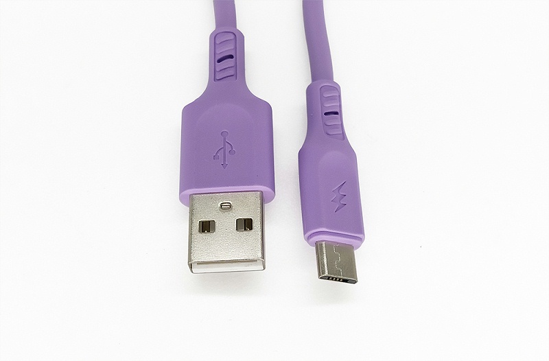 液態硅膠Micro數據線03