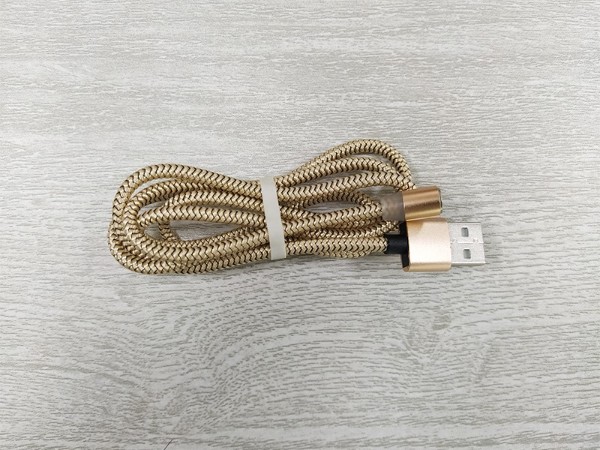 三合一磁吸數據線，聯鑫德誠數據線定制廠家